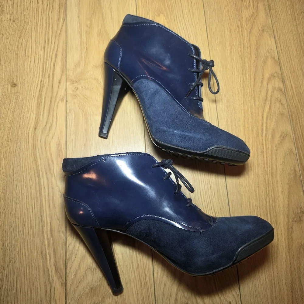 Tod's Booties- 6.5* Read Description